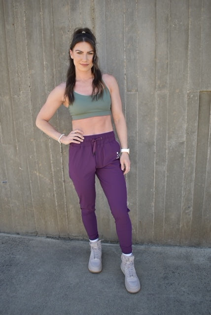 Image of MomBod Everywhere Active Joggers