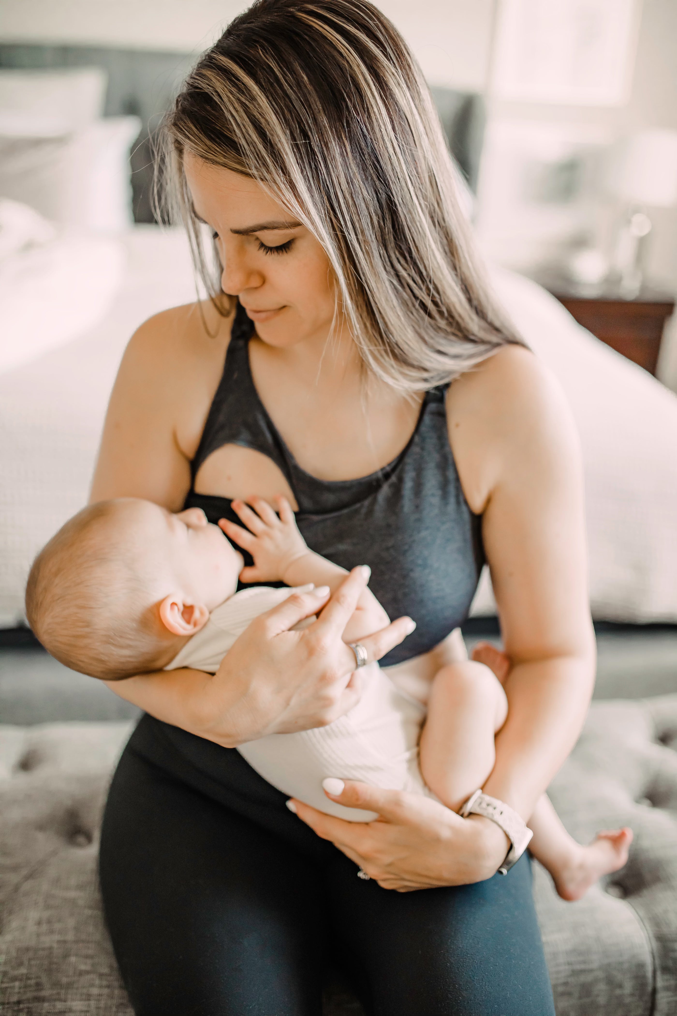 Image of Ultra Soft Active Nursing MomBra - FIXED Pads (Heathered Black)