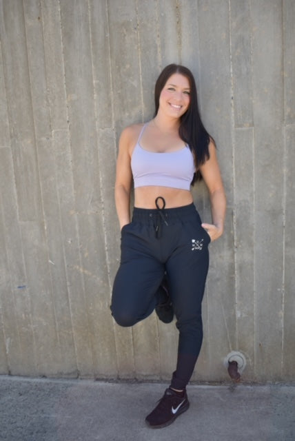 Image of Dynamic Bra & Black Jogger Set